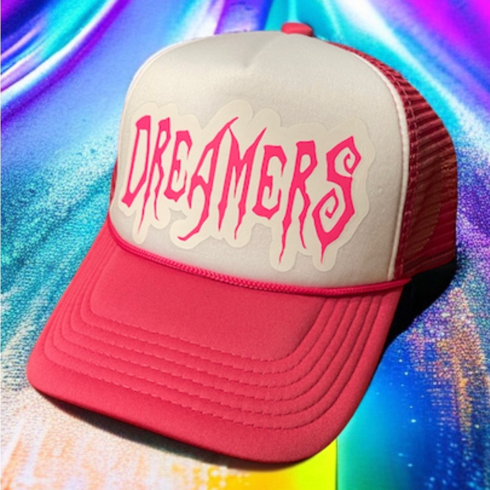 Trucker hat